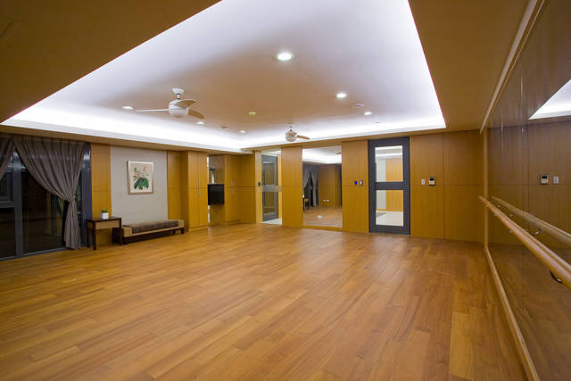 致那些和我們網(wǎng)站相仿的舞蹈地板寫作的朋友們