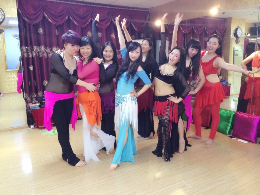 任丘出岸中學(xué)舞蹈藝術(shù)班致電：下次選舞蹈地板還用你們家的