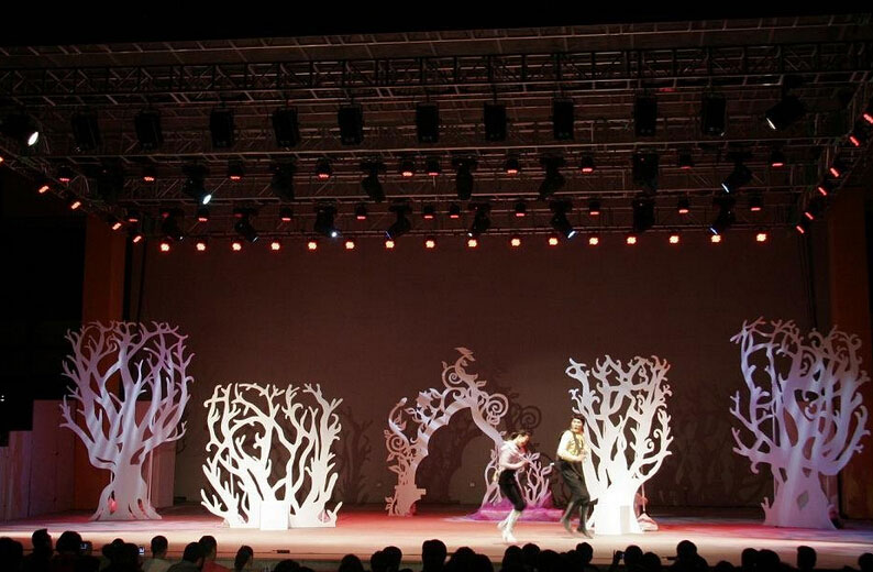 舞臺地板的特點和養護方法