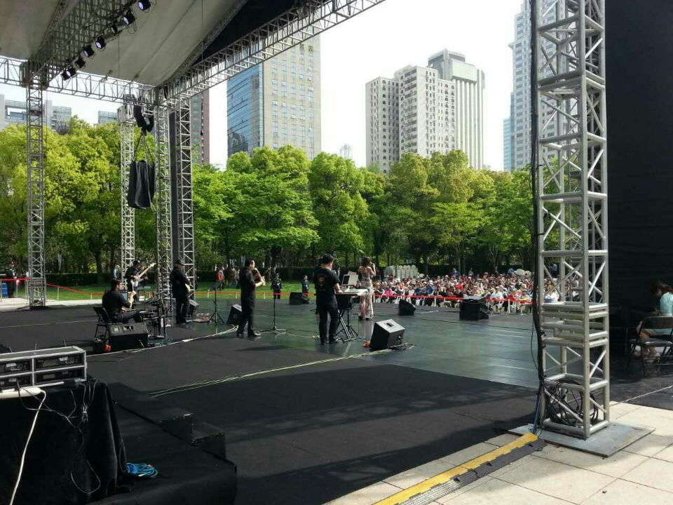 舞臺地膠--上海興浦演藝公司成功案例