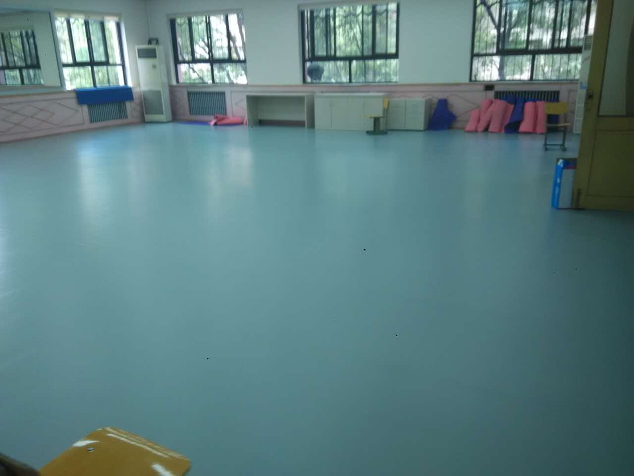 舞蹈室地膠——北京中關(guān)村小學(xué)成功案例