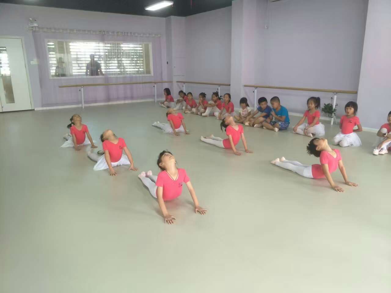 舞蹈地膠--廣東東莞云池善舞藝術中心成功案例