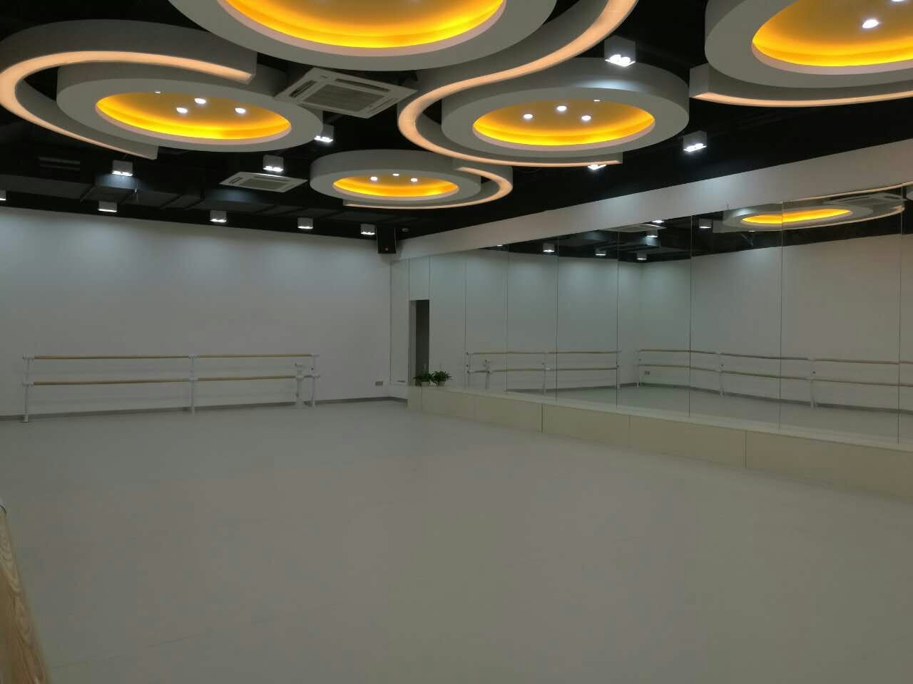 舞蹈地膠--深圳號舞院文化傳播有限公司成功案例