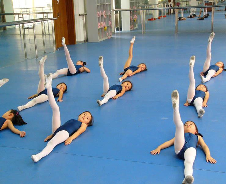 舞臺地板，舞臺地板廠家，舞臺地板價格，舞蹈地膠 