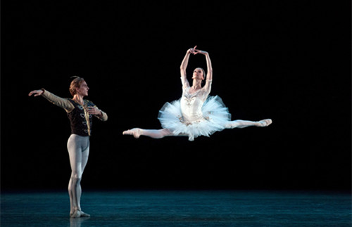 國產(chǎn)pvc地板那個牌子好 國產(chǎn)pvc地板那個牌子好