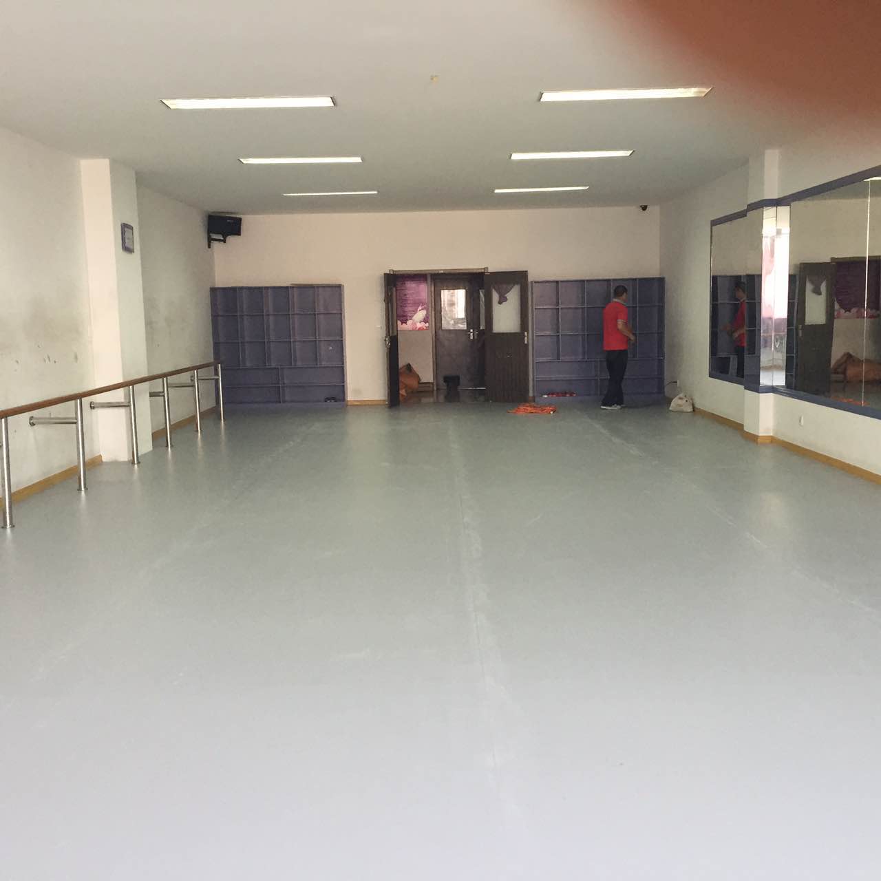 舞蹈地膠,舞蹈地板