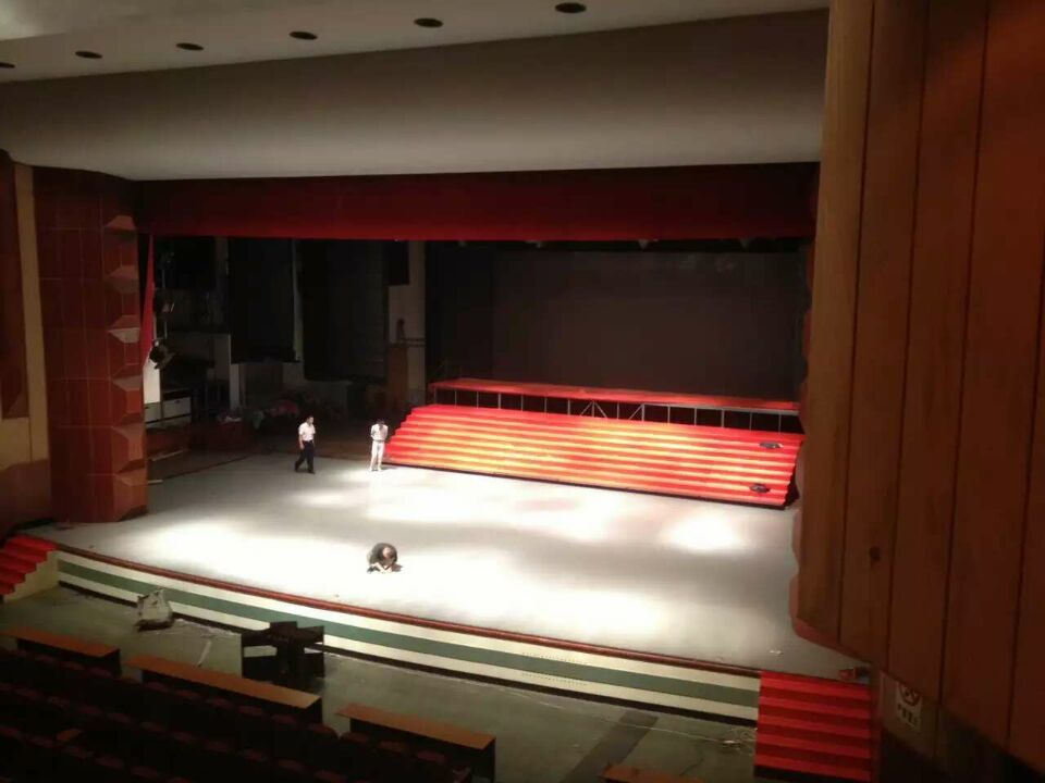 舞蹈地膠,舞臺地膠