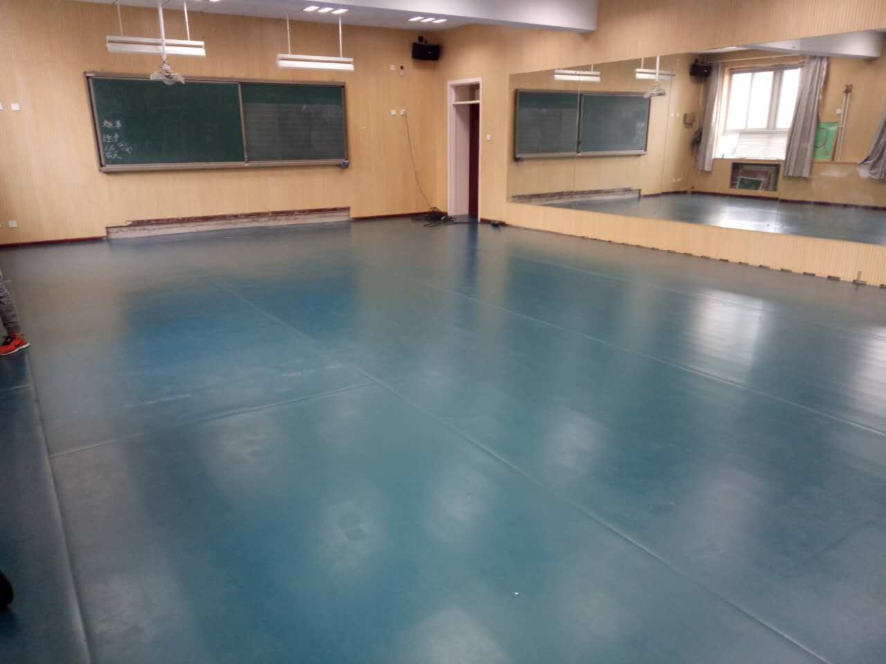 舞蹈地膠,舞蹈室地膠